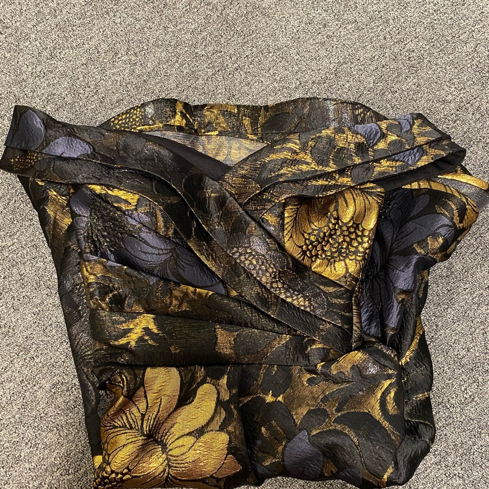 BEAUTIFUL YELLOW BOAT NECK DESIGN MIDI DRESS - Picture 3 of 5